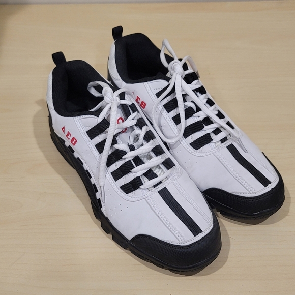 Delta Sigma Theta Sorority Inc. Sneakers - Sz 10.5 US - Picture 2 of 10